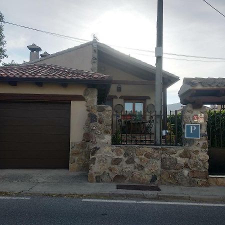 Pension Trescasas Bagian luar foto