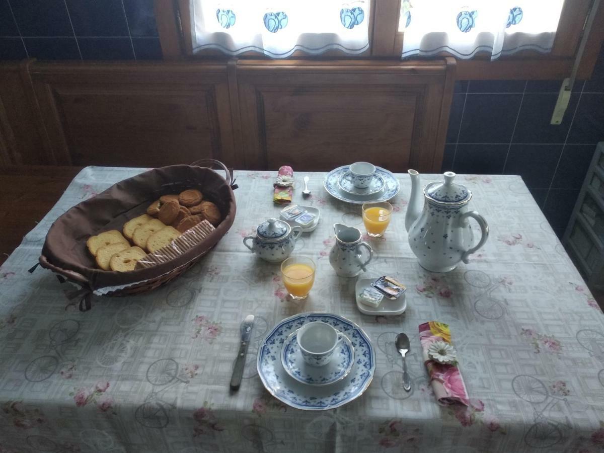 Pension Trescasas Bagian luar foto