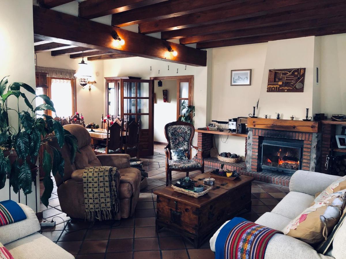 Pension Trescasas Bagian luar foto